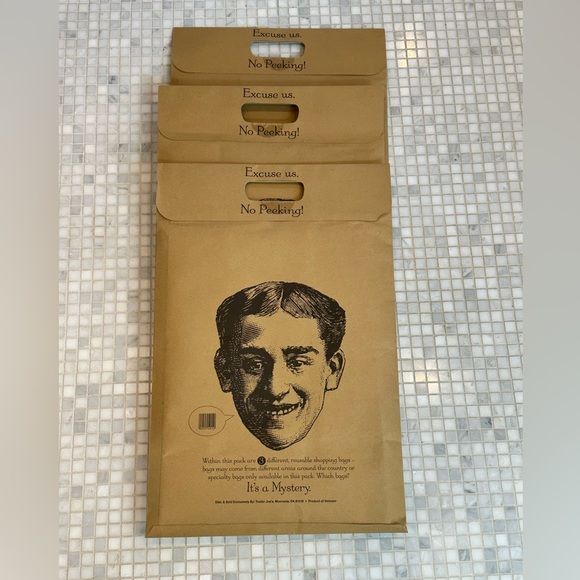 Trader Joe's Mystery Reusable State Themed Bags SEALED - 3 packs, 9 bags total - Picture 4 of 4